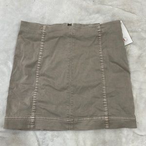 JOLT NWT skirt
